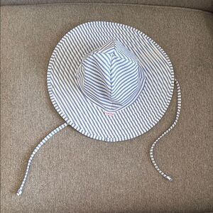 Ruffle Butts Sun Hat Sz 0 3 6 9 12 Months Blue White Seersucker Stripe